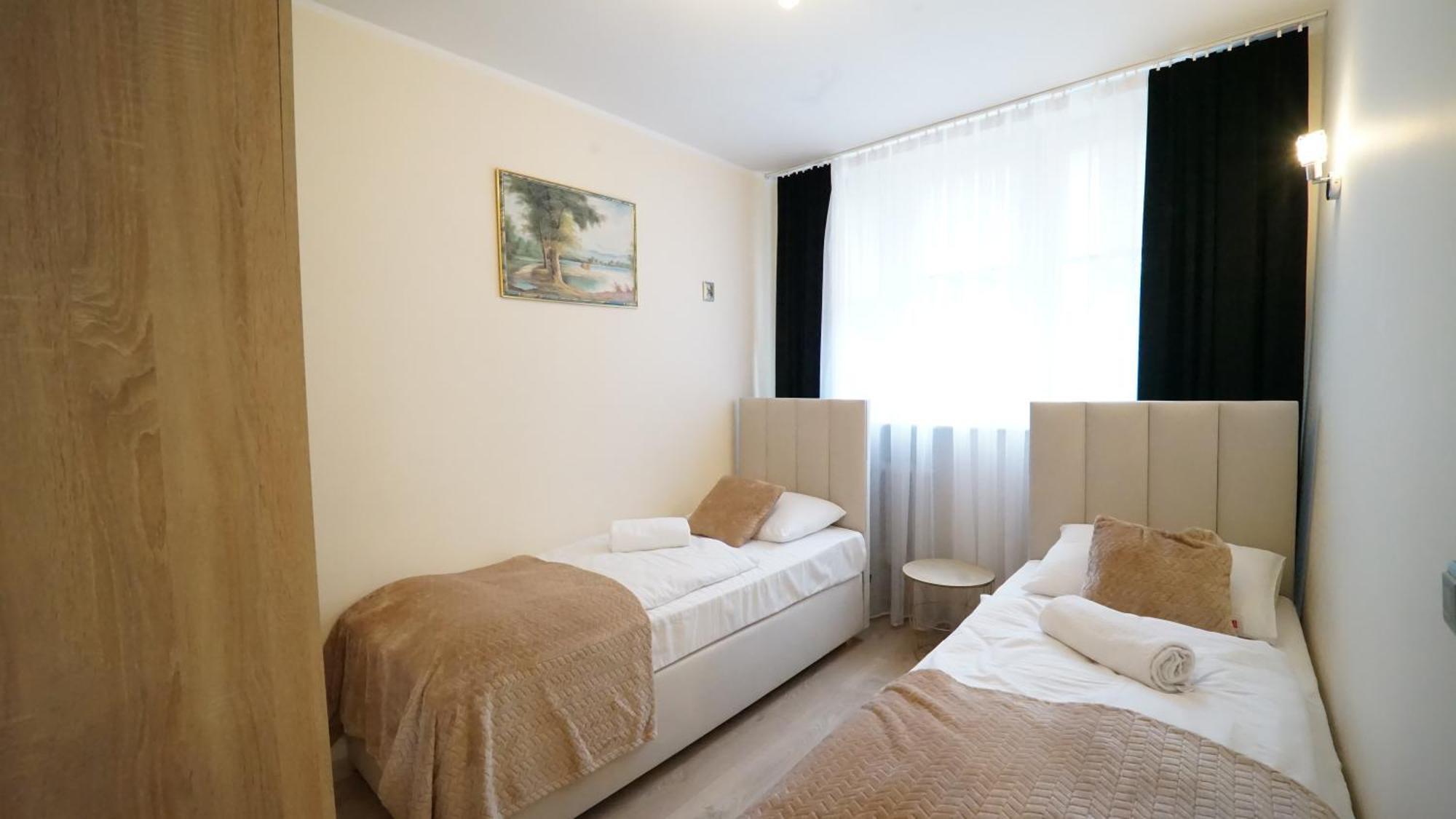 Apartamenty Every Sky Nadrzeczna 10 كارباش المظهر الخارجي الصورة